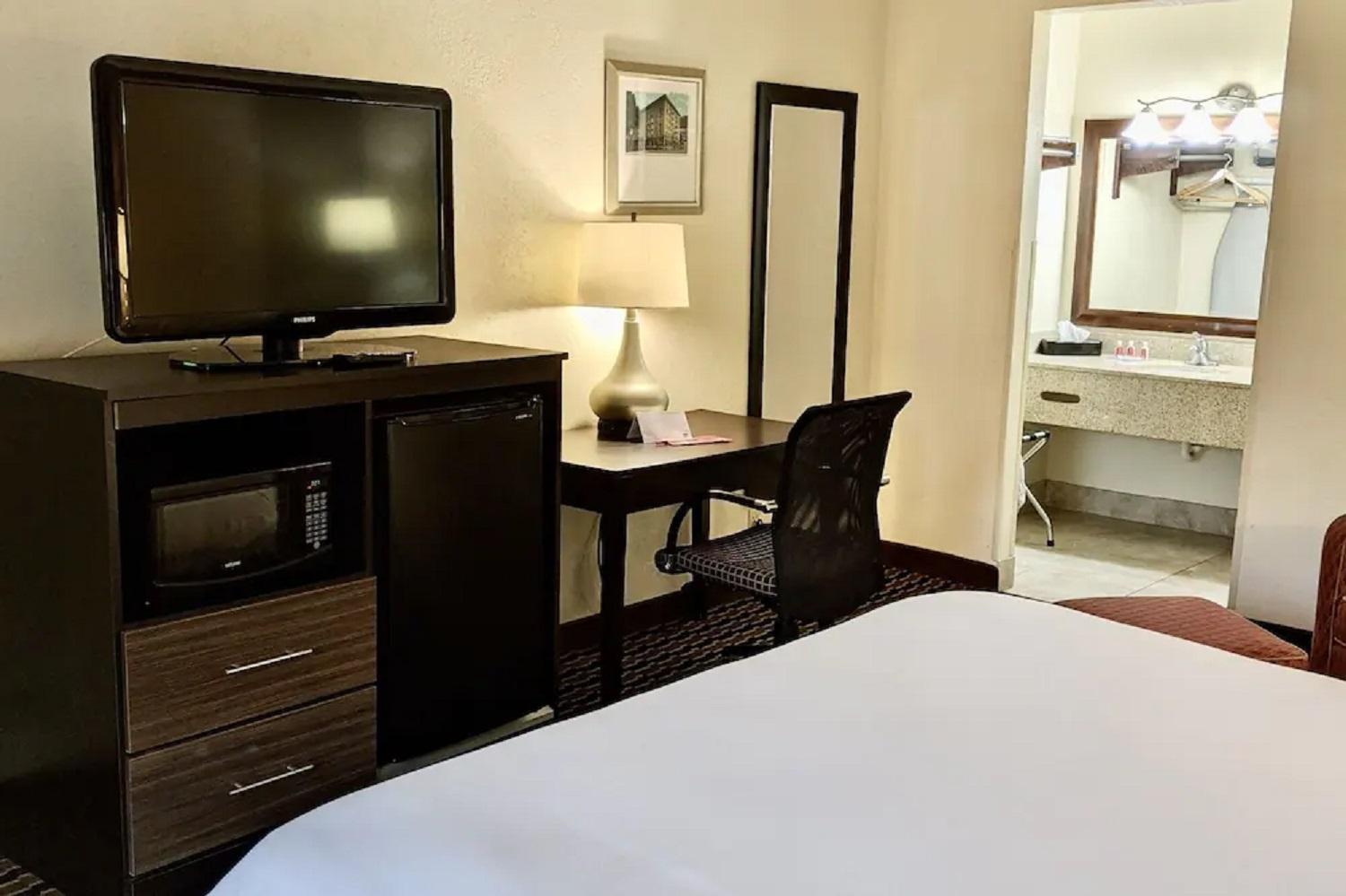 Econo Lodge Forest City Zewnętrze zdjęcie