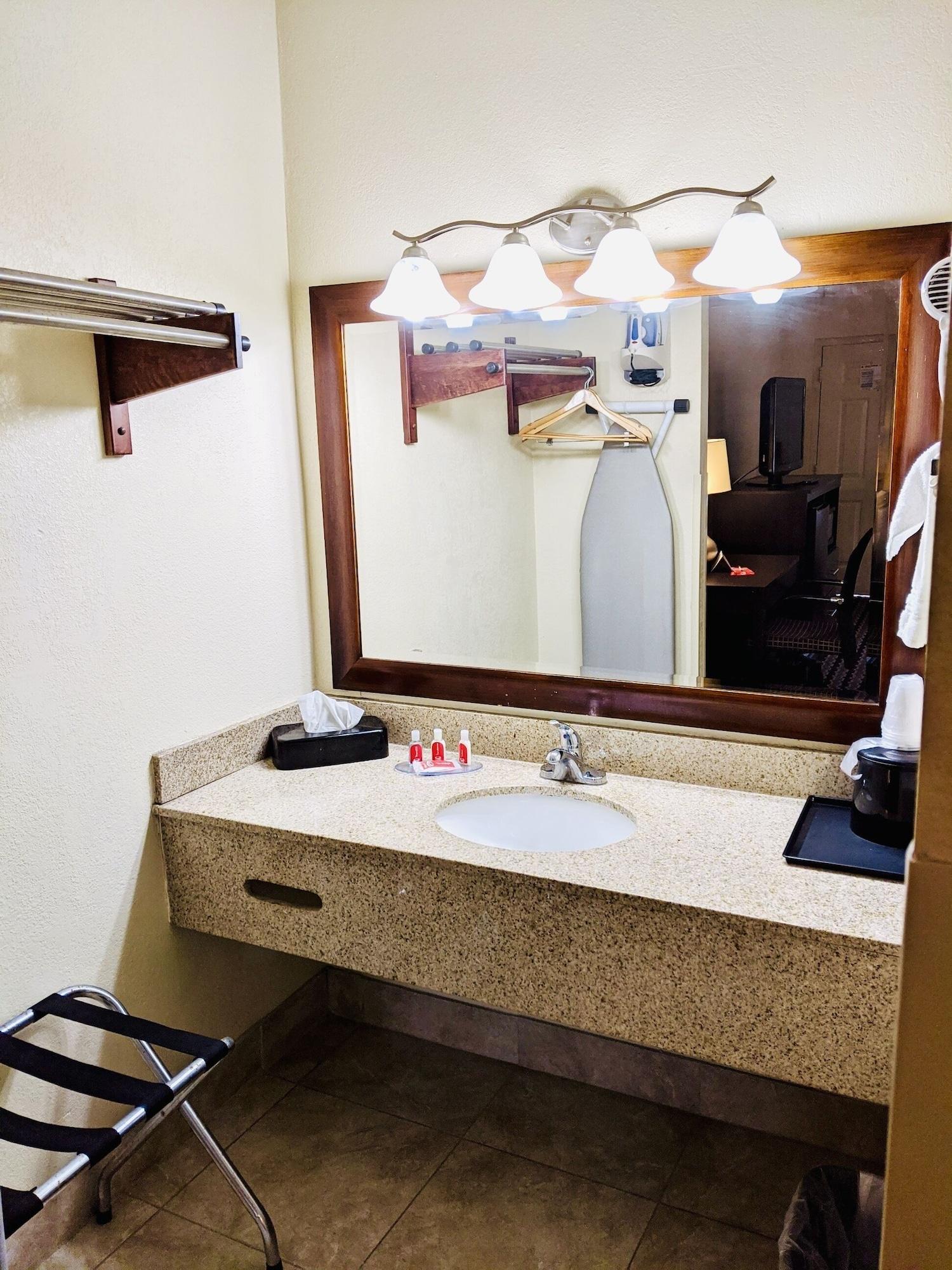 Econo Lodge Forest City Zewnętrze zdjęcie