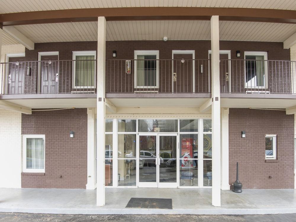 Econo Lodge Forest City Zewnętrze zdjęcie