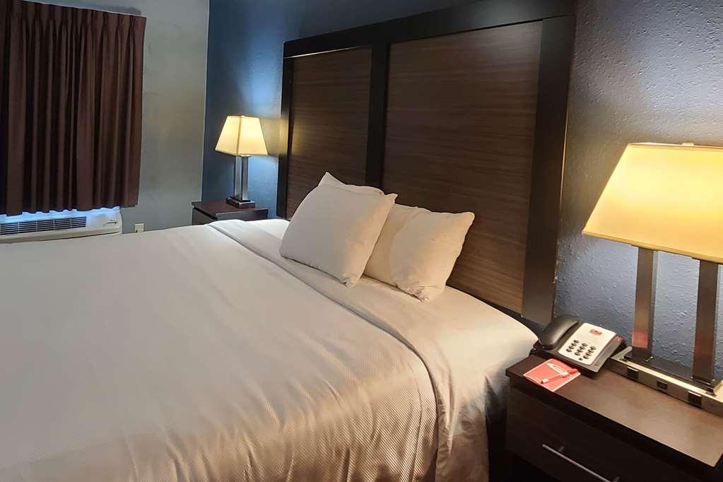 Econo Lodge Forest City Pokój zdjęcie